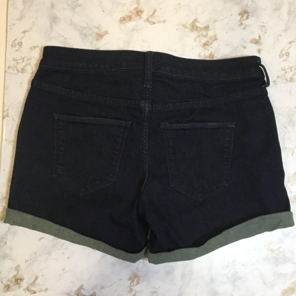 Universal Thread Jean Shorts Rolled Up Leg - Picture 4 of 6